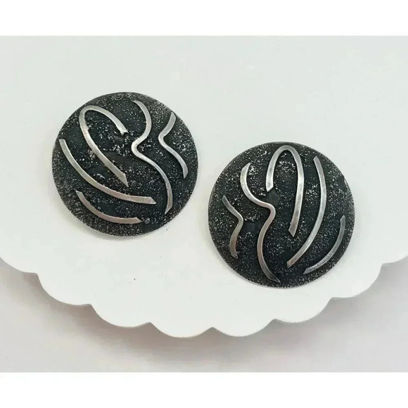 Vintage Jewelry - Vintage Sterling Silver Round Textured Black Stud Earrings